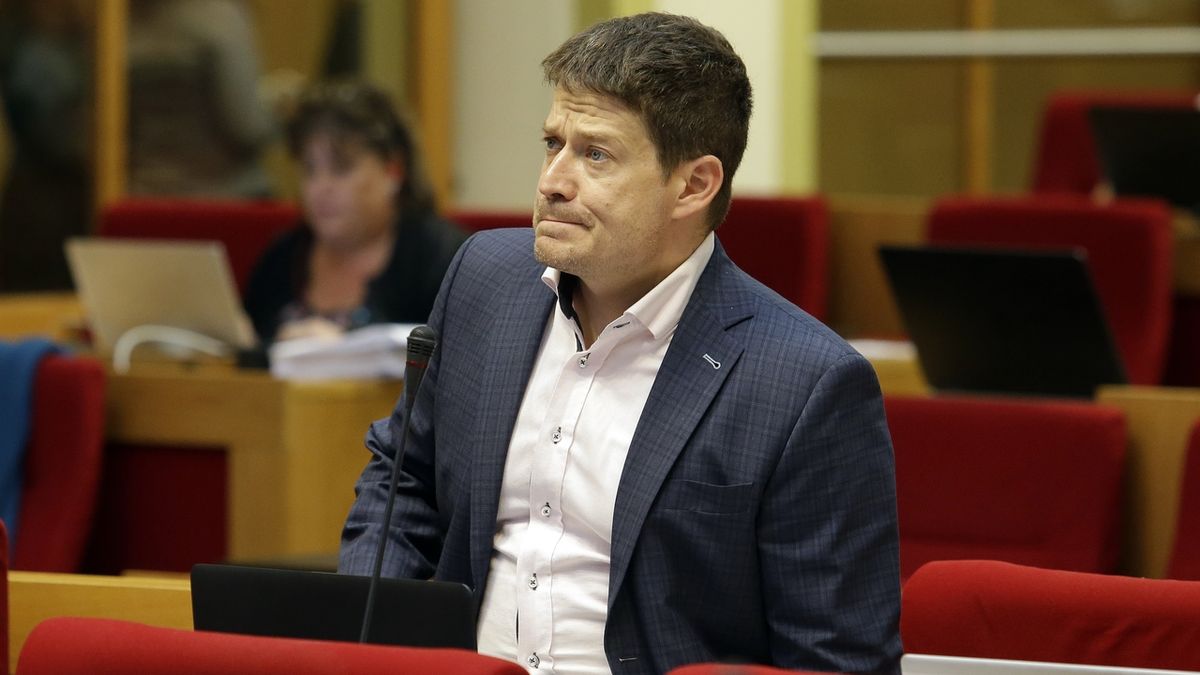Nacher: Hlubučka jsem vyzval k rezignaci. Babišovo obvinění se nepojilo s politickou funkcí